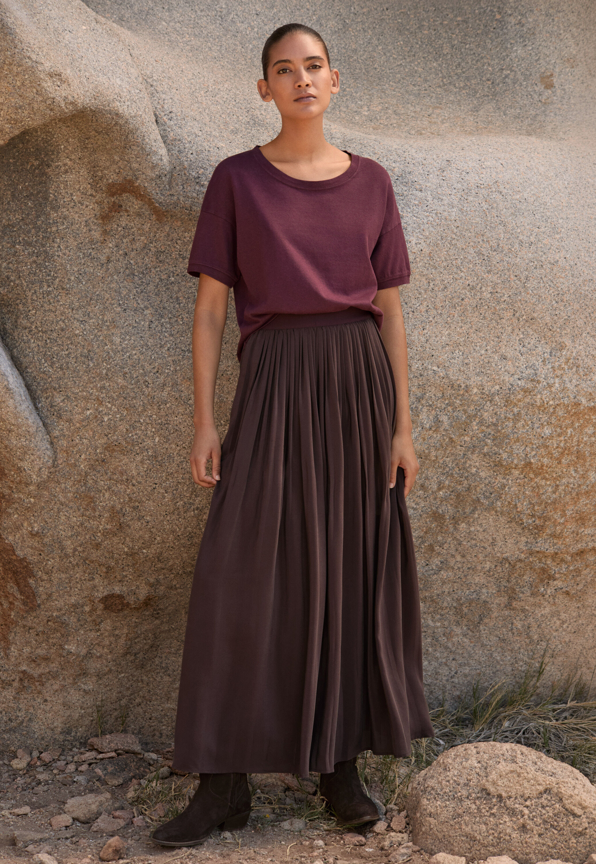 Long pleated skirt