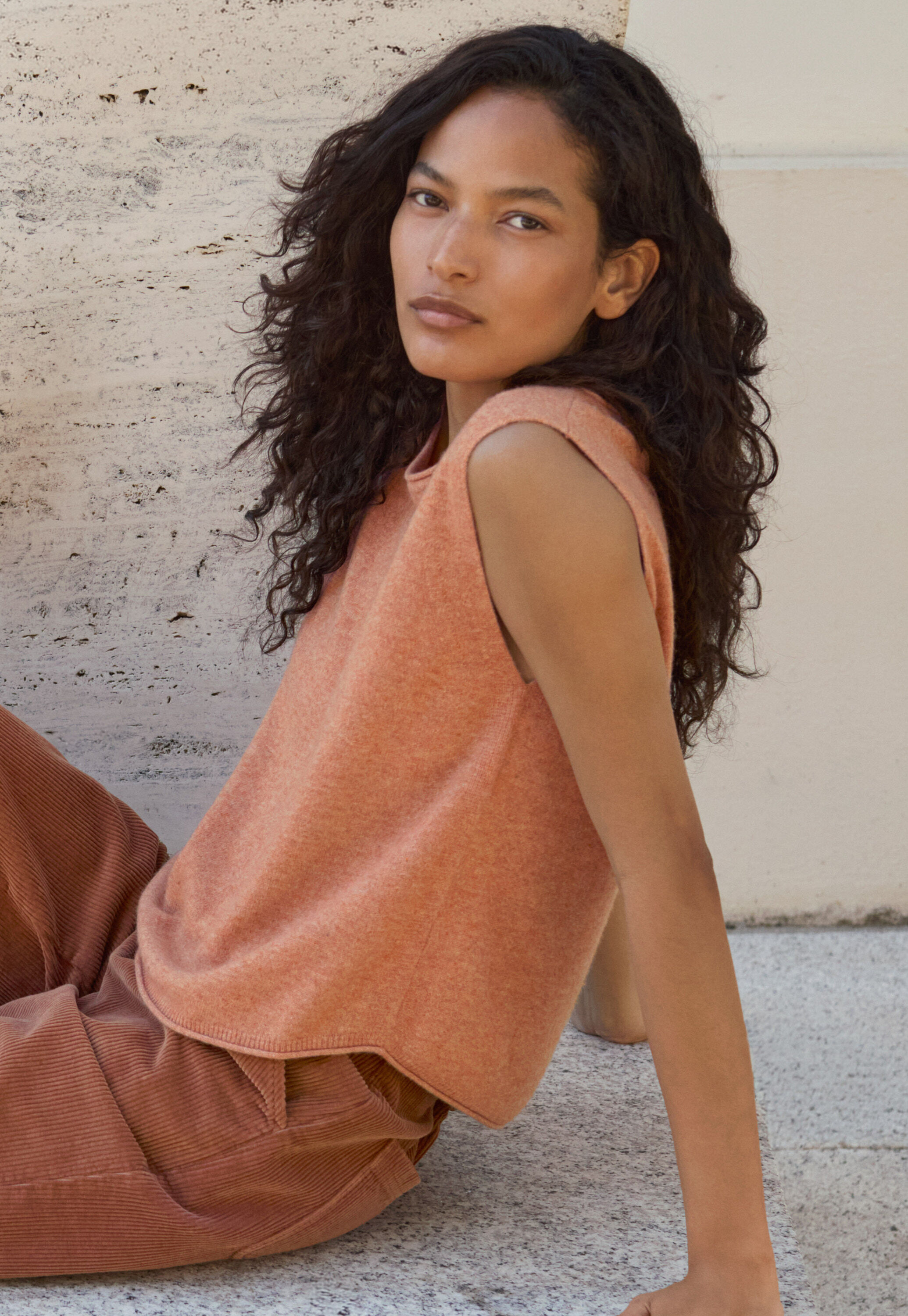 Round-neck sweater
