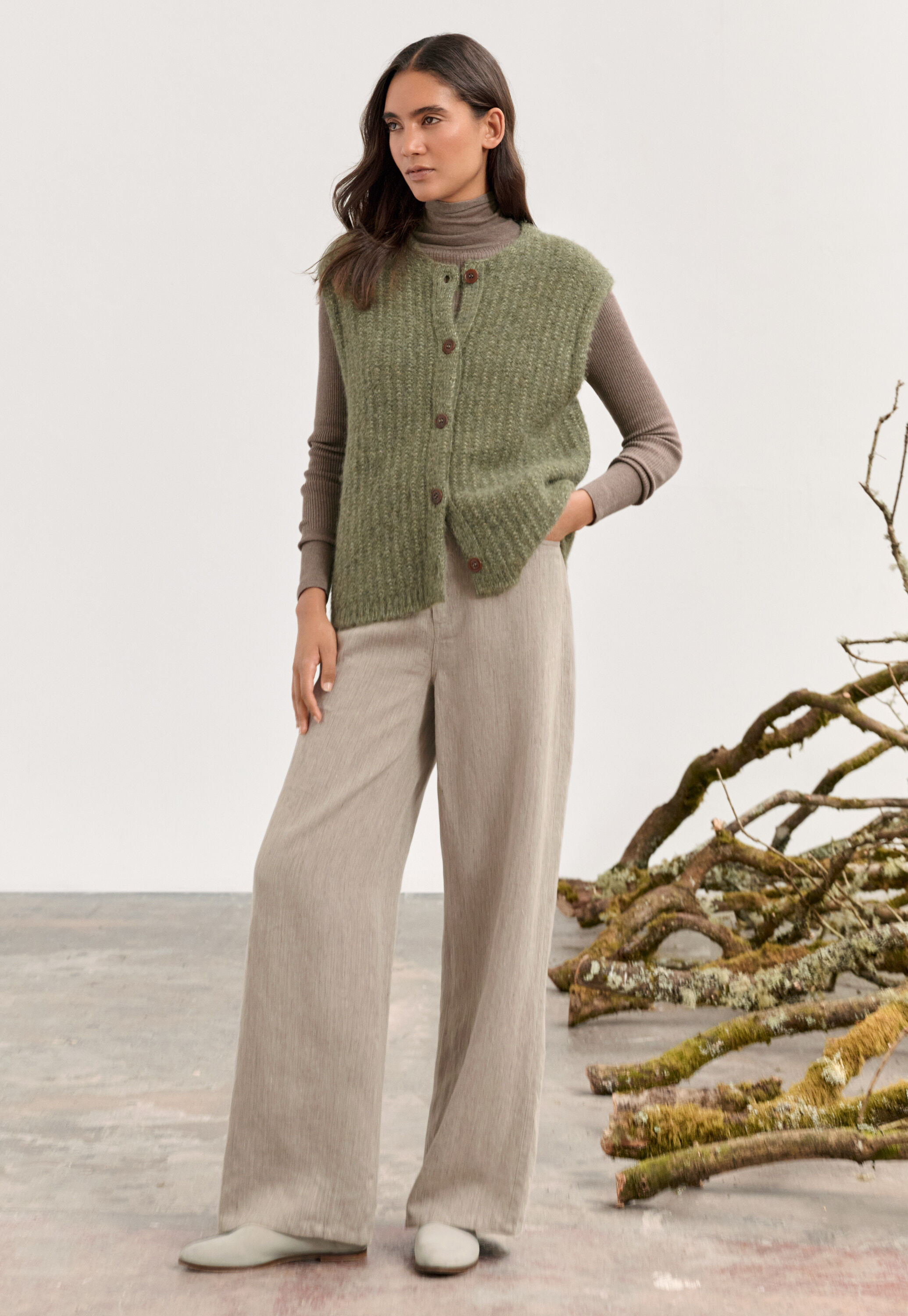 Sleeveless cardigan, Khaki, large