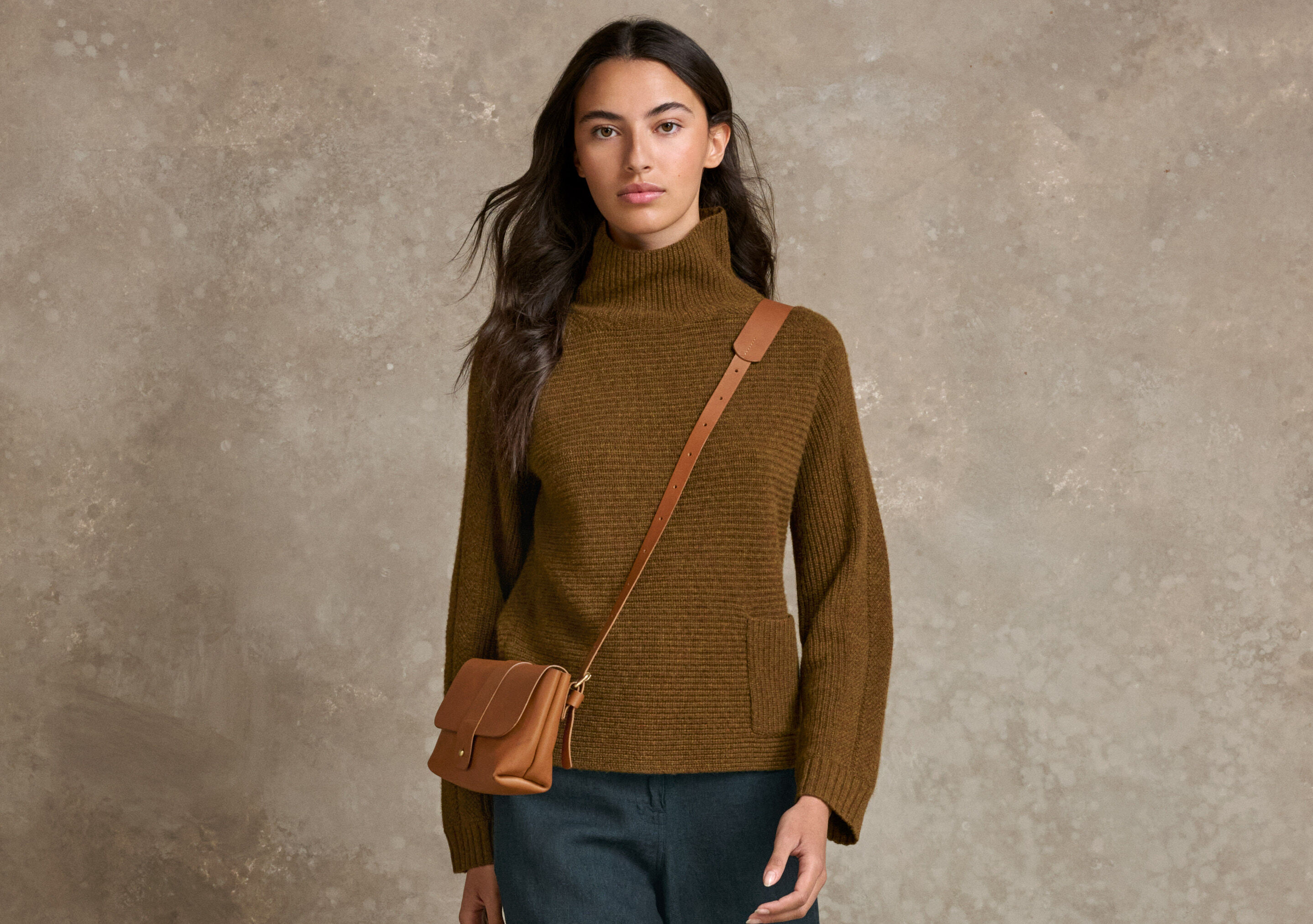 Round-neck sweater